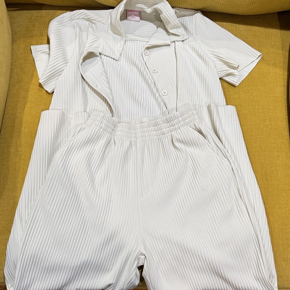 ICON Cream Ribbed Button-Up Pants Set - Picture 1 of 6